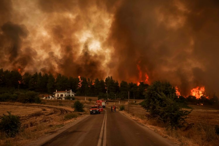 Požari u Evropi jenjavaju usljed pada temperature