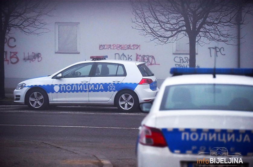 Maloljetnici krali novac iz aparata na autopraonicama u Banjaluci