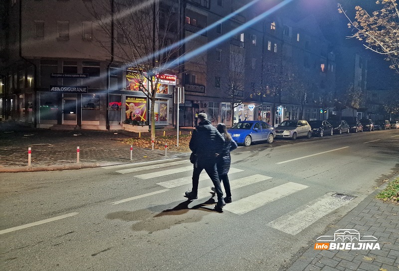 Završena rekonstrukcija u Majevičkoj ulici, pješački prelaz konačno bolje osvijetljen (FOTO)