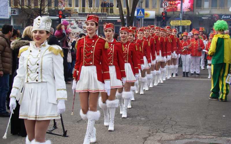 Svečani defile u Bijeljini: Promocija 56. 