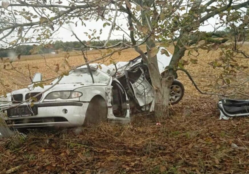 Bogatić: Vraćali se sa svadbe, otac poginuo, kćerka se bori za život (FOTO)