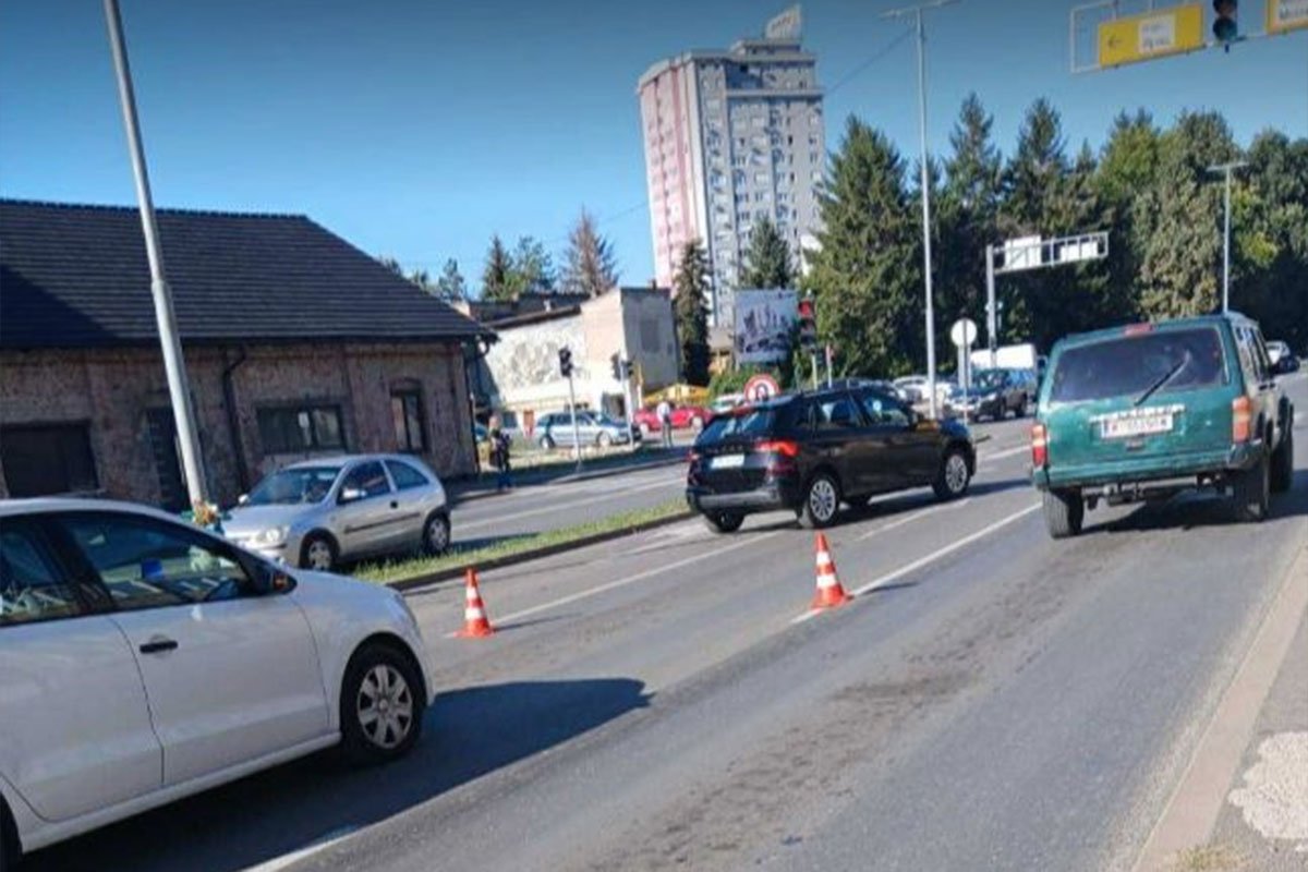 Drama u Tuzli: Pucano iz vozila u pokretu