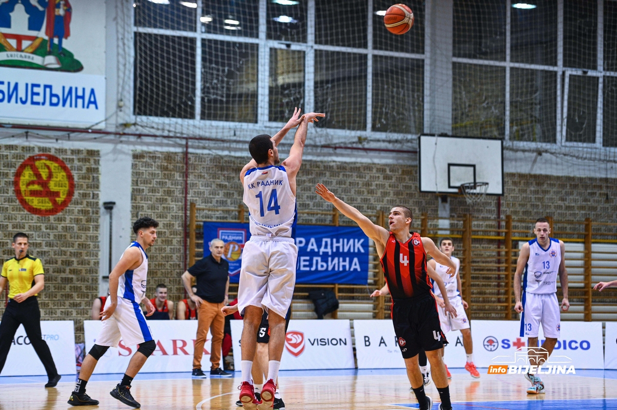 Radnik bez Todića i Kokoruša poražen od Slobode