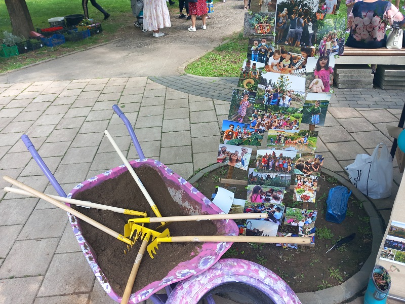 Bijeljina: Počeo 4. Sajam cvijeća, u gradskom parku više od 20 izlagača (FOTO)