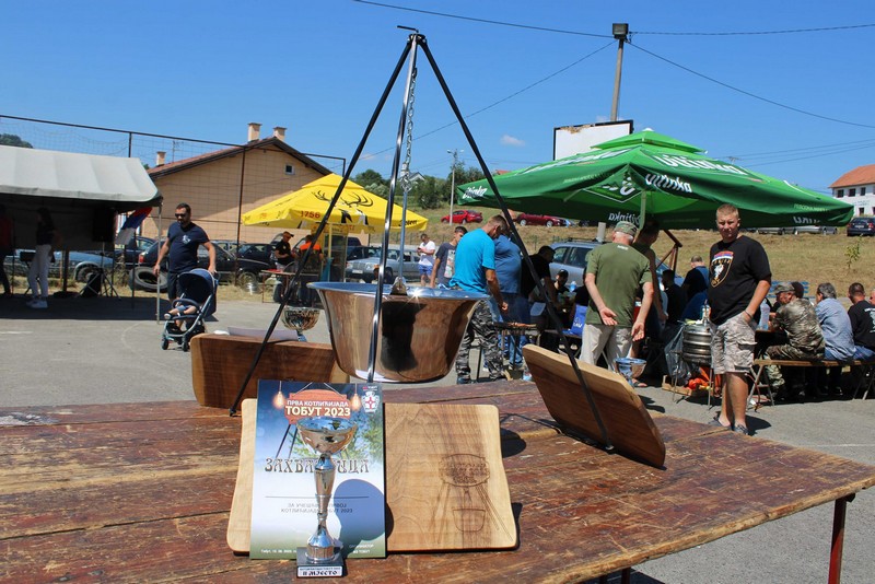 Lopare: U Tobutu je održana Prva kotlićijada (FOTO)