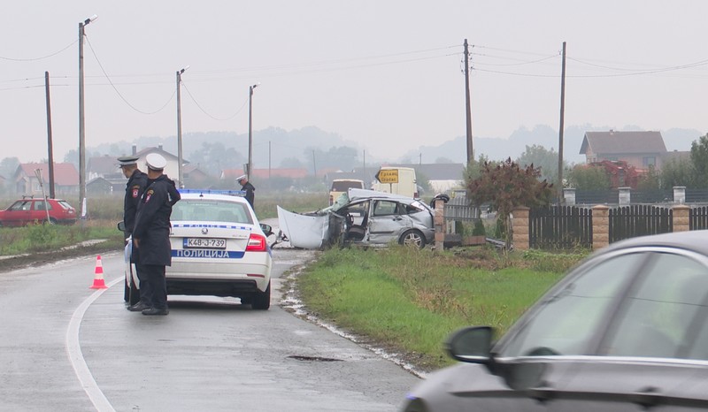 U nesreći kod Bijeljine poginuo muškarac: Mještani čuli prasak, odmah izašli iz kuće (FOTO)