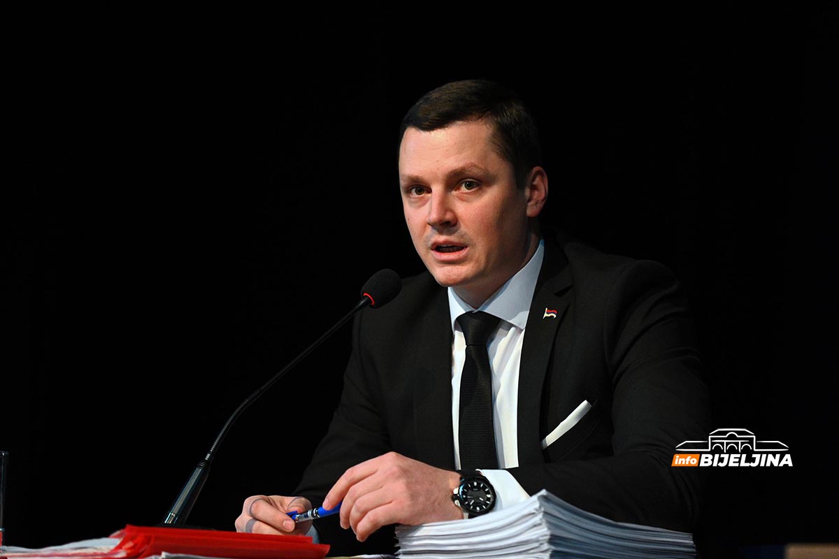 Đurđević: Nije dobro što je povučen prijedlog budžeta