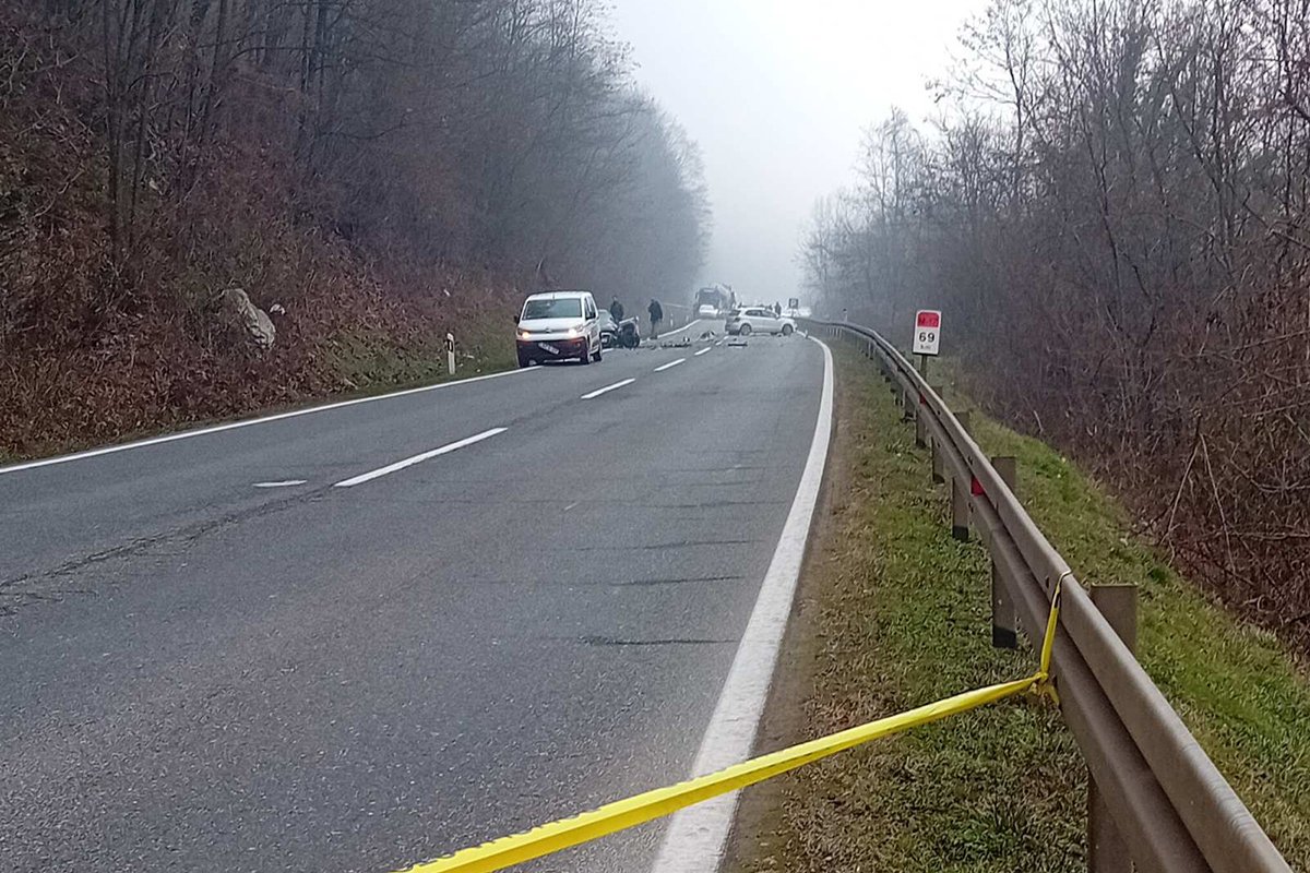 Sudar pet vozila kod Zenice, jedno lice povrijeđeno