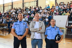 Bijeljina: Policajci održali predavanje đacima, stigao i jutjuber Braco Gajić (FOTO)