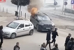 Mirna noć na Kosmetu: Barikade sklonjene, protest podrške u Beogradu nastavlja se u subotu