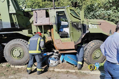 "Pravo je čudo što je bilo ko preživio": Vojno vozilo koje je smrskalo "ford" teže i od autobusa