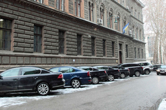 Na putevima BiH više od 4.000 službenih automobila