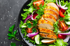 VITAMINSKI RUČAK! Obrok salata kojoj niko ne može odoliti!