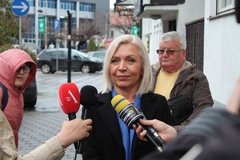 Savjet MZ Centar: Dijelovi fasada padaju, bezbjednost građana ugrožena (FOTO)