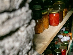 Zimnica bez konzervansa: Da li ulje zaista štiti ajvar od kvarenja?