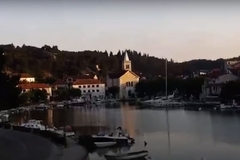 Kamere snimile trenutak potresa kod Šibenika (VIDEO)