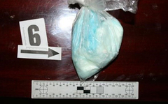 Kiriju plaćao drogom