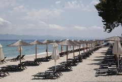 Od cijena na Hvaru VEĆ SE VRTI U GLAVI, dovoljno je reći da kugla sladoleda košta 3,5 evra