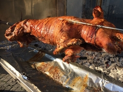 Trenutna cijena ide do 7,50 KM: Slaba potražnja za božićnim pečenicama u Srpskoj