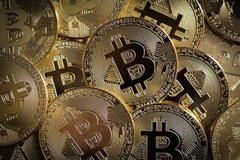 Bitkoin na istorijskom maksimumu od 69.000 dolara