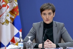 Brnabić: Vučića uhvatio grip, imuni sistem oslabio zbog stresa