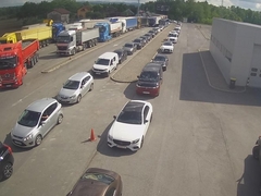 Gužve na svim prelazima prema Hrvatskoj