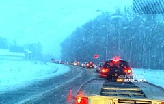 Totalna obustava saobraćaja na putu Bijeljina - Brčko, popriječio se kamion 