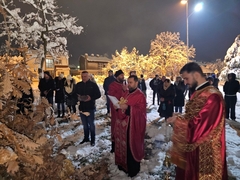 Veliko povečerje uoči Božića u Ugljeviku: Sabornost i ljubav čuvaju dušu (FOTO)