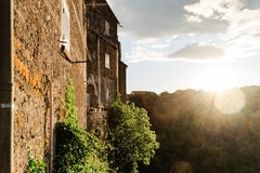 Vila u Italiji za 1 evro? Istina iza viralnog trenda – troškovi i zamke koje mnogi ne očekuju