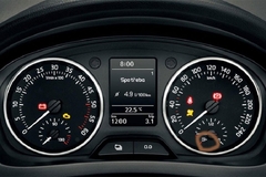 Znate li čemu služi ova strelica na instrument tabli?