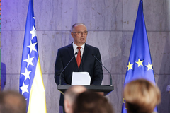 Helez: Imam penicilin za mirno razdruživanje (VIDEO)