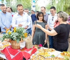 Ćorić otvorio manifestaciju "Gastro-susreti" u Pelagićevu