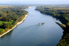 Dvije osobe poginule u sudaru čamaca na Dunavu