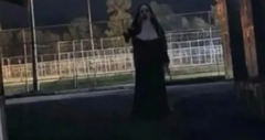 Strah među roditeljima: "Žena u crnom" viđena u još jednom gradu