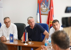 Opozicija pozvala građane na okupljanje ispred Narodne skupštine RS