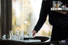 Plate u ugostiteljstvu Srpske najviše rasle "Nema šanse da konobar ima platu ISPOD 1.000 KM"