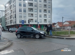 Bijeljina: Sudar na raskrsnici, usporen saobraćaj (FOTO)