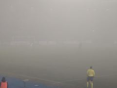 Indeks zagađenja u Sarajevu dostigao 205 - fudbalska utakmica prekinuta zbog magle