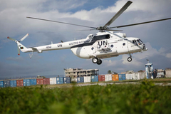 Otet helikopter, drama u UN