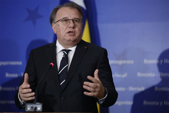 Nikšić reagovao na Šmitovu odluku: FBiH nosi razvoj države