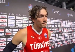 "Da li se sjećate ovog dječaka" Trenirao u Bosni, a večeras igra finale Eurobasketa