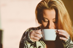 Nije samo do kofeina: Zbog čega kafa ima moć da nas razbudi