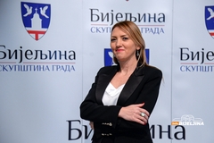BIJELJINSKI ODBORNICI ZA INFOBIJELJINA Ivana Stanišić (RSS): Gradsko rukovodstvo nas zarobilo u prošlosti