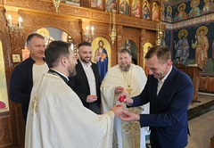 Radost Vaskrsa u Ugljeviku: Slave i svetkuju Hristovo Vaskrsenje