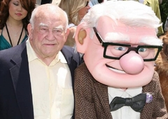 Preminuo glumac Ed Asner