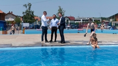 Ugljevički bazeni otvoreni: Djeca do 10 godina ulaze besplatno!