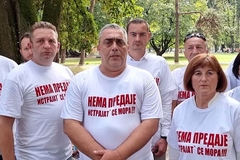 Protest sindikata pod parolom "Nema predaje, istrajat' se mora"