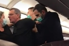 Oglasila se kompanija na čijem letu za Tuzlu je izbio incident