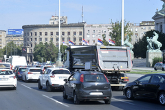 Incident u Beogradu: Dostavljač uletio u kolonu djece iz vrtića