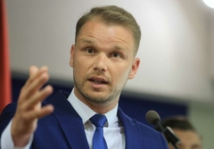 Hrvatska policija četiri sata pretresala Stanivukovića na granici, mora da plati i kaznu
